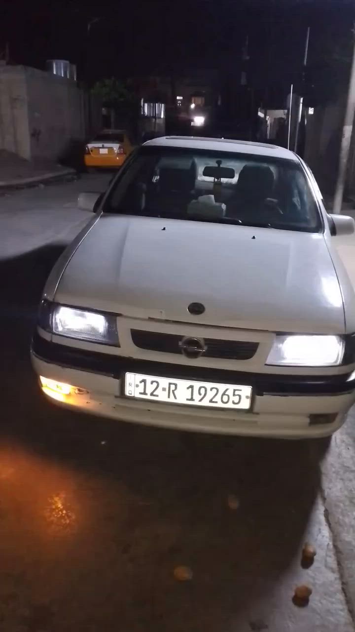 السلام عليكم 
اوبل فكتره موديل 92 حجم 20كير عادي كير ومحرط شرط سياره حلوه وناصبا مال جناي رقم نينوه دولي دوارمصلاحه فقط  سعر 48 مكان السياره موصل الايسر حي نتصار ***********
