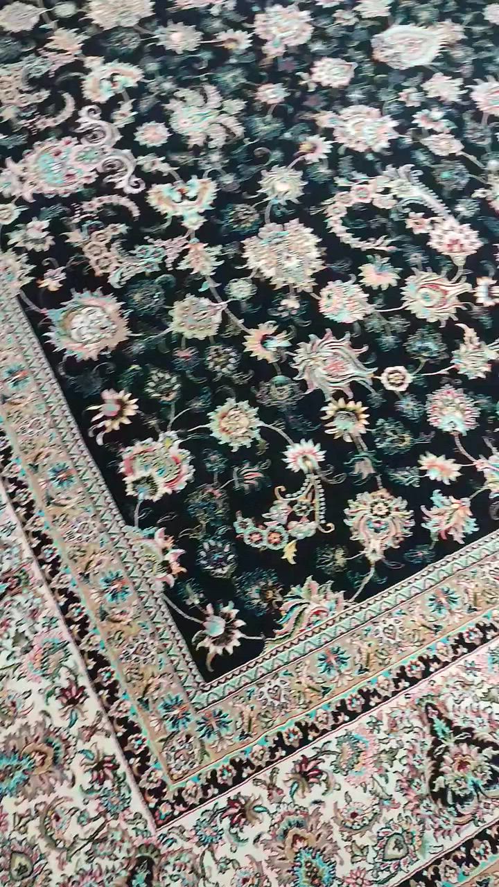 دووتاک فەرشی ئێرانی 1000شانەی ئەسڵی بۆفرۆشتن قییاسی یەکییان د2.30بە4وەئەوەی کەشییان 3بە4پێکەوە بۆجێیەکی 4بە5.30دەبێت زۆرجوانو شاز بەڕوولەوێنەکەجوان ترن وێنە کەهەقی تەواوی خۆی پێنەداووە نرخی هەردووکییان290هەزار لەسەیدسادق
***********
***********
