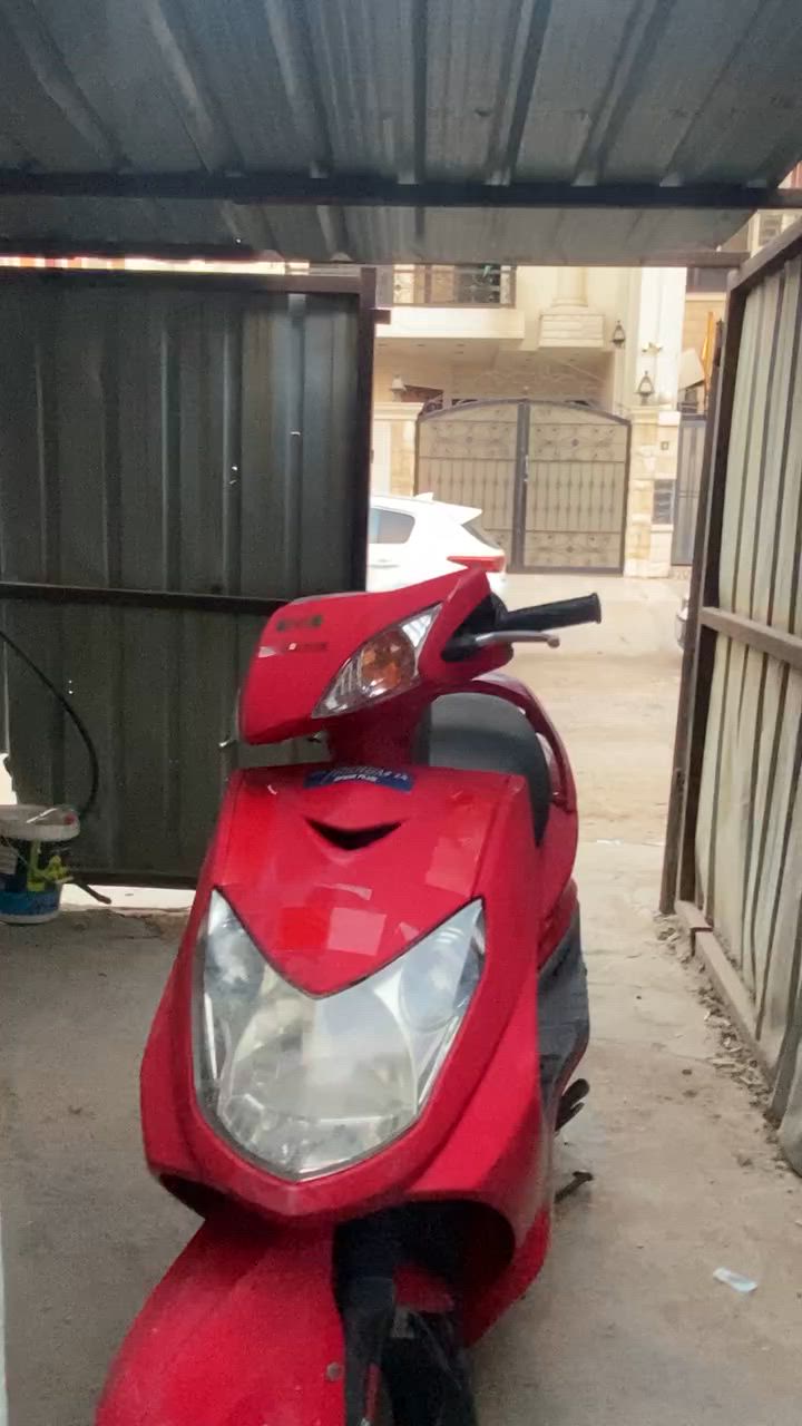 سكنس لبيع كابريتر دراجه نضيفه ومكينه بلاديه مكاني شارع فلسطين السعرمليون وبيه مجال ***********
