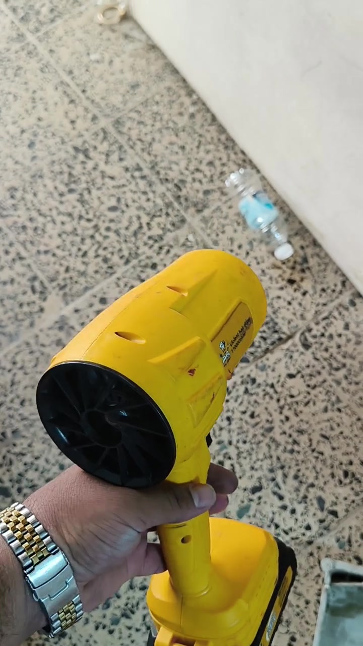 غراض للبيع الاستفسار عل رقم بي واتساب ***********
