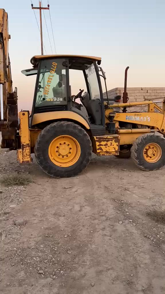 للبيع شفل حفارة كوماتسو  موديل ٢٠٠٦. محرك جديد 
بدون رقم السعر ٩٠. ورقه مكان الانبار للاتصال عل خاص


**إذا كنت صاحب هذا الإعلان وتريد حذفه لأي سبب، رجاءا أرسل رسالة إلى الدعم الفني**