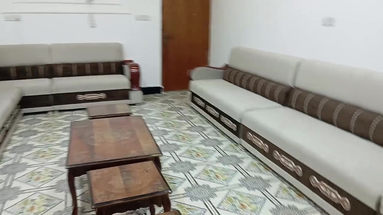 السلام عليكم
تفصيل التخم والديوان حسب الطلب بإجود خامات القماش ..واجمل الاكسسوارات 
صيانة التخم والديوان ،(نجارة ودوشمة متكاملة )
حسب الطلب والإختيار يتوفر كادر للعمل الموقعي للقياسات الكبيرة ، كل الي عليكم هو التواصل معنا عبر الماسنجر أو الواتساب -***********
