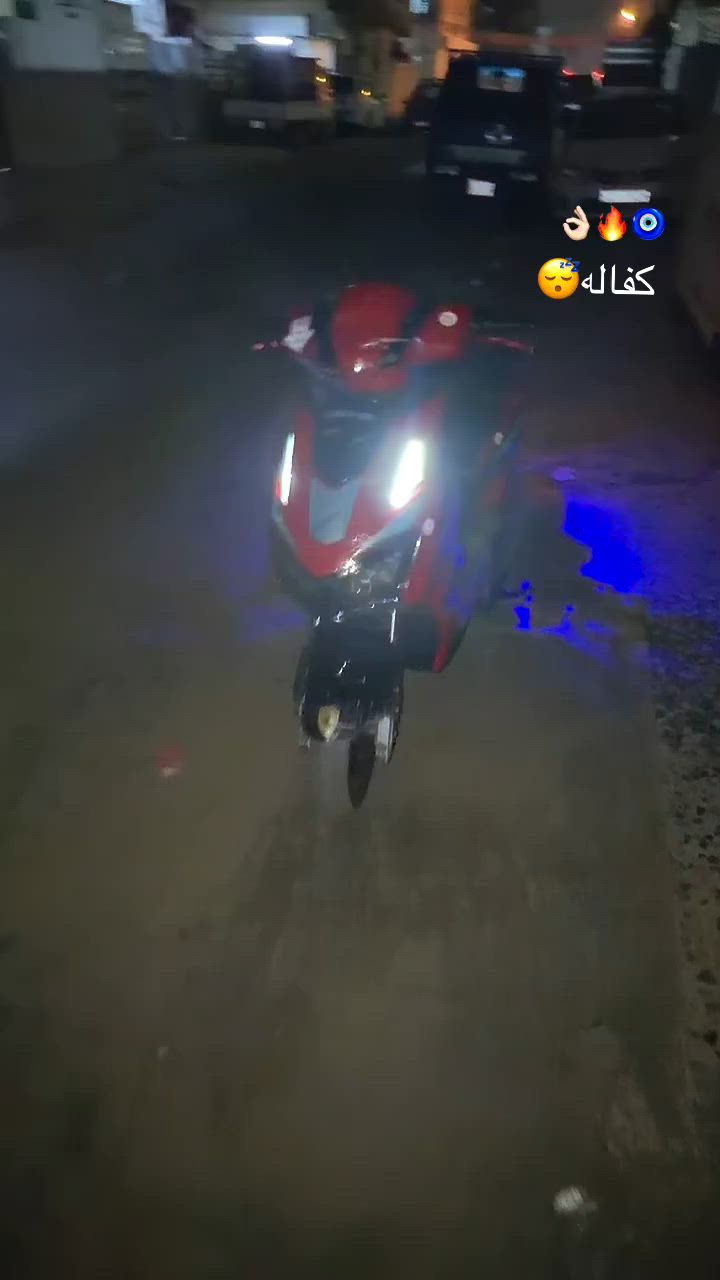 سلام عليكم شباب دراجه البيع سكنس كوري mr غنيه عن تعريف حسن شركه بطاريات٦كبار كلف٢٠٠٠واط حقيقي سرعته١٠٠حقيقي حت زيرو بكRبيه مثبت سرعه كلشي شغال دراجه نضيفه سعره٦٠٠وبيها مجال ال شراي فقط مستعمله٣شهر نازله رمبه عنوان مدينه صدر تواصل خاص ام رقم..***********
