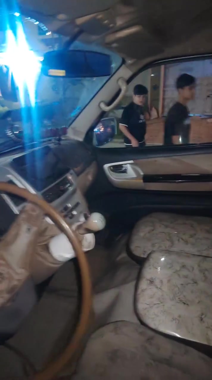 سلام عليكم شباب هذا رقم تليفون ***********
***********  مكان السياره بغداد بلديات أو الكراده
كيا جنبي h1  ناصي موديل 14 سياره ب اسمي رقم إنكليزي 
سياره مصبوغه حزام محور مكينه ونجي لا تنقيص ولا تبخير مكينه جديده كير واكسل مكفولات كلج جديد باتري جديد مشط ستيرن جديد  صدرها خير من الله السياره مدوشمه عام 
سعر 65 وبيها مجال
