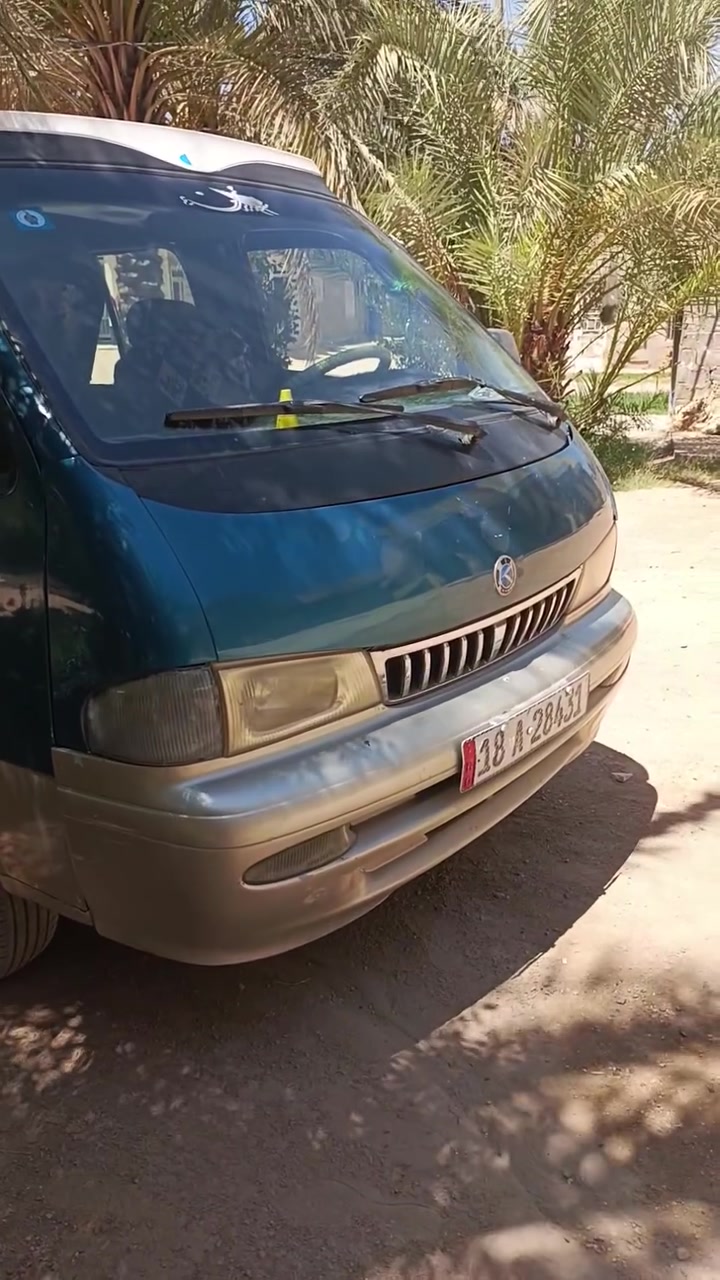 موديل 96 سنويه لل30 سعره 75وبيه مجال محرك بيه تنقيص كير اكسن زينات مدوشمه كشنات وكاعيه  سدر ه مسويه توني عنابير فوك وجو دسكات كله جديد شاصي بس الي جو السائق معمر *********** مكاني كربلاء منطقة الحسينيه وخطه عطيشي وبيه مجال الشراي
