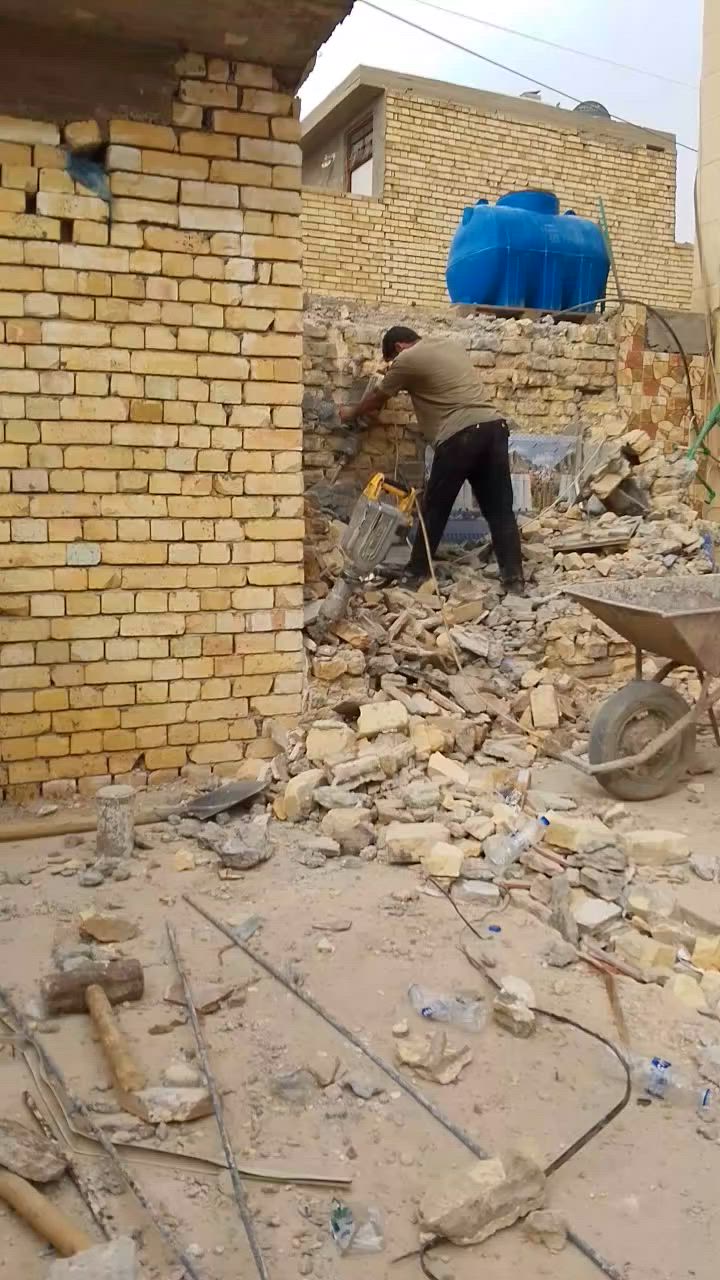 السلام علیکم کادر تفلیش الرباطات تکشیر الجدران وقلع ارضایی ورفع النقاذ بغداد فقط اتصل وبخدمتک ***********
