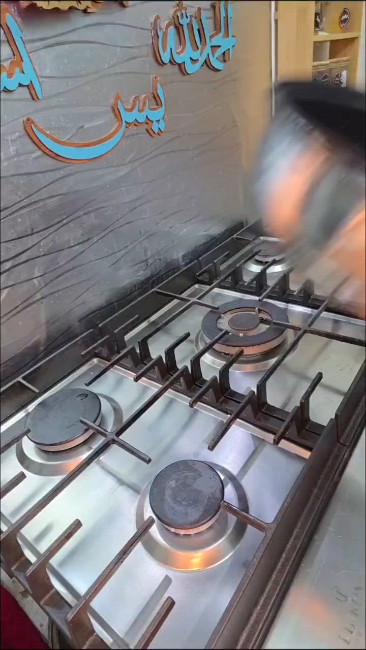 قدورك القديمة تحرق الأكل وتعبتي من تنظيفها ومظهرها الباهت؟ 🥘😩

سيت قدور الستانلس ستيل الفاخر 6 قطع VIP Gold Edition وصل لمطبخك! 🔥

قاعدة خماسية كبسولية (5 Layers) توزع الحرارة بالتساوي وتمنع حرق الطعام 🦾

تصميم فخم ومصقول مع مقابض باللون الذهب الوردي تفتح النفس للطبخ ✨

يحتوي على 4 قدور بمقاسات مختلفة + قدر بمقبض طويل + مقلاة عملية ✨

أغطية زجاجية لمراقبة الطبخة مع فتحة بخار وآمن تماماً بغسالة الصحون 💎

اطلبيه هسة واطبخي بجودة المطاعم الفخمة.! 👇
السعر 55،٠٠٠
لطلب المنتج مراسلتنا على الواتساب ***********