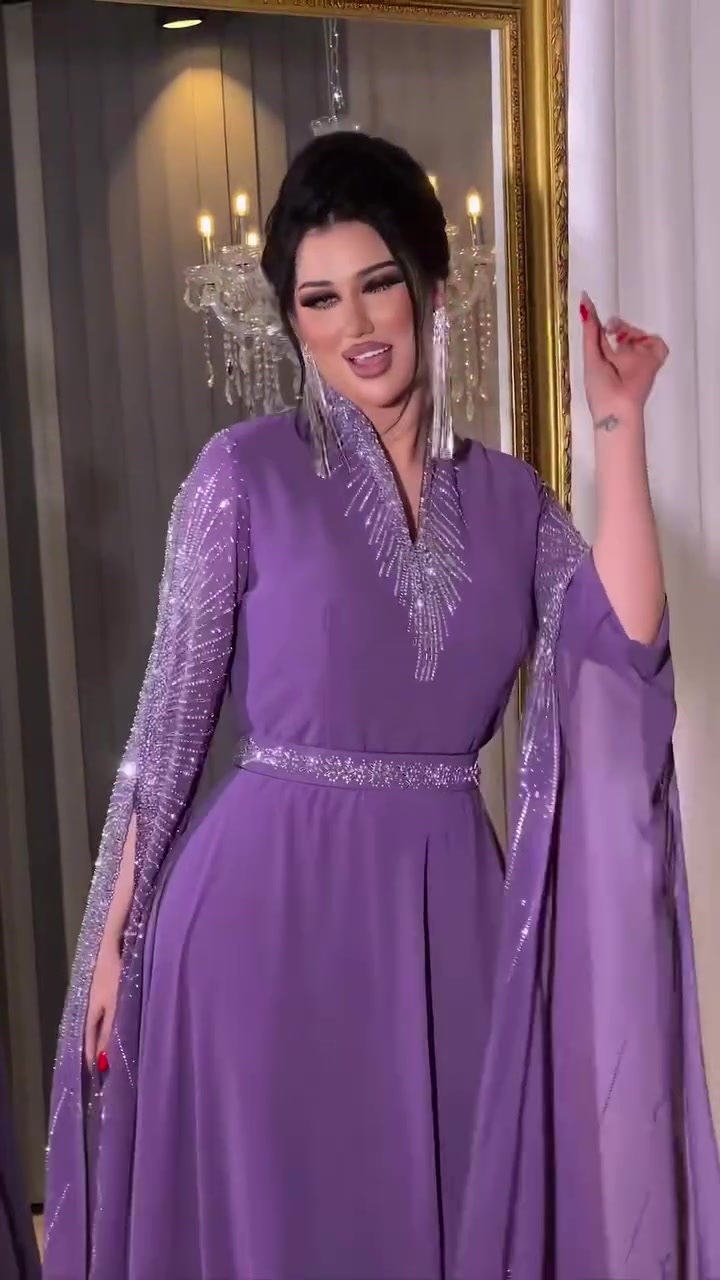 قفطان موديل تركي 🔥
للحجز على والتساب الرقم 
***********
السعر ٥٥ الف وتوصيل مجاني 
الشغل كرستال حراري
الأقماش شيفون الأصلي 
مڪون من ٢ قطع  قفطان حزام
قياساتـه:- من وزن 60 الى وزن 110
الألوان :-
←أسـود 
←زيتوني 
←ماروني
←بحري 
←جويتي 
←بنفسجي فاتح 
←بنفسجي طوخ 
مصطفى
