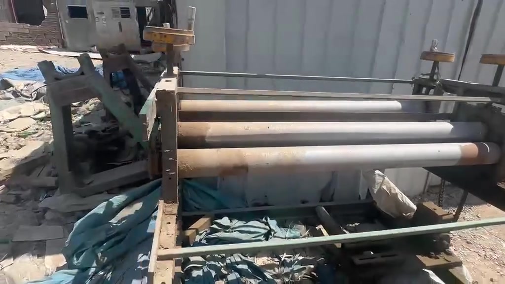 البيع مستعجل عل بيعهم ***********
