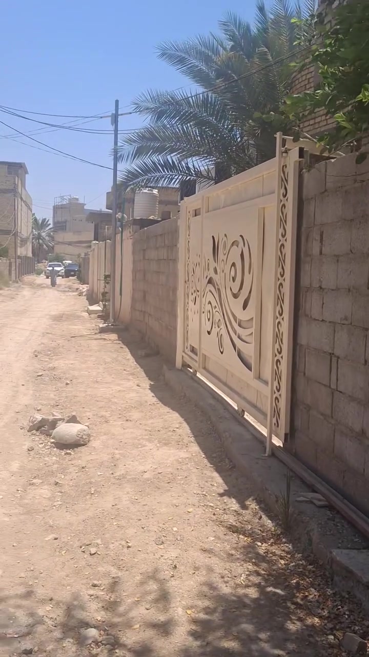 البيع في كربلاء المساحه150متر طريق بغداد سايد دخول خلف تجاري للاستفسار***********
***********
