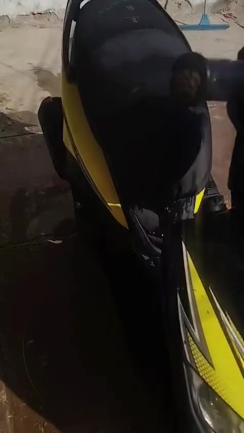 إسلام عليكم دراجه ثعلب فول كل نقص مابيه مكفوله  للبيع  واتساب الاتصال على ***********المكان الديوانيه

