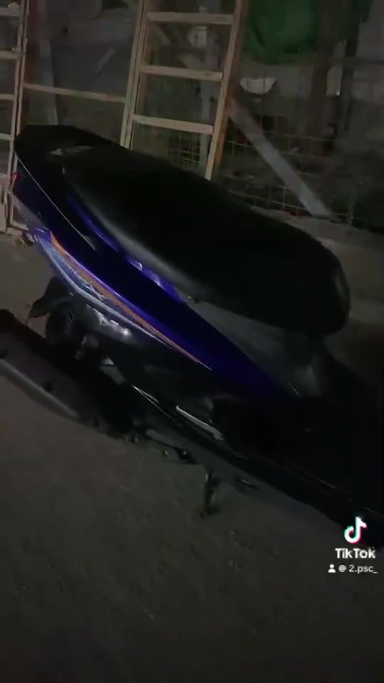 سلام عليكم سكنس لد كوريه دراجه بلاديه نضافته شوفت عينكم بيهه تزويد خفيف يدات جمس اصليات قبق هندر سبع الوان ملقط ان سي واي قباقه مال كور كرزيات اصليات يرادله ترتيب بسيط عارضه ب٨٥٠ وبيهه مجال كهربائيات كله شغاله مكاني بغداد شعله رقمي واتساب ***********
