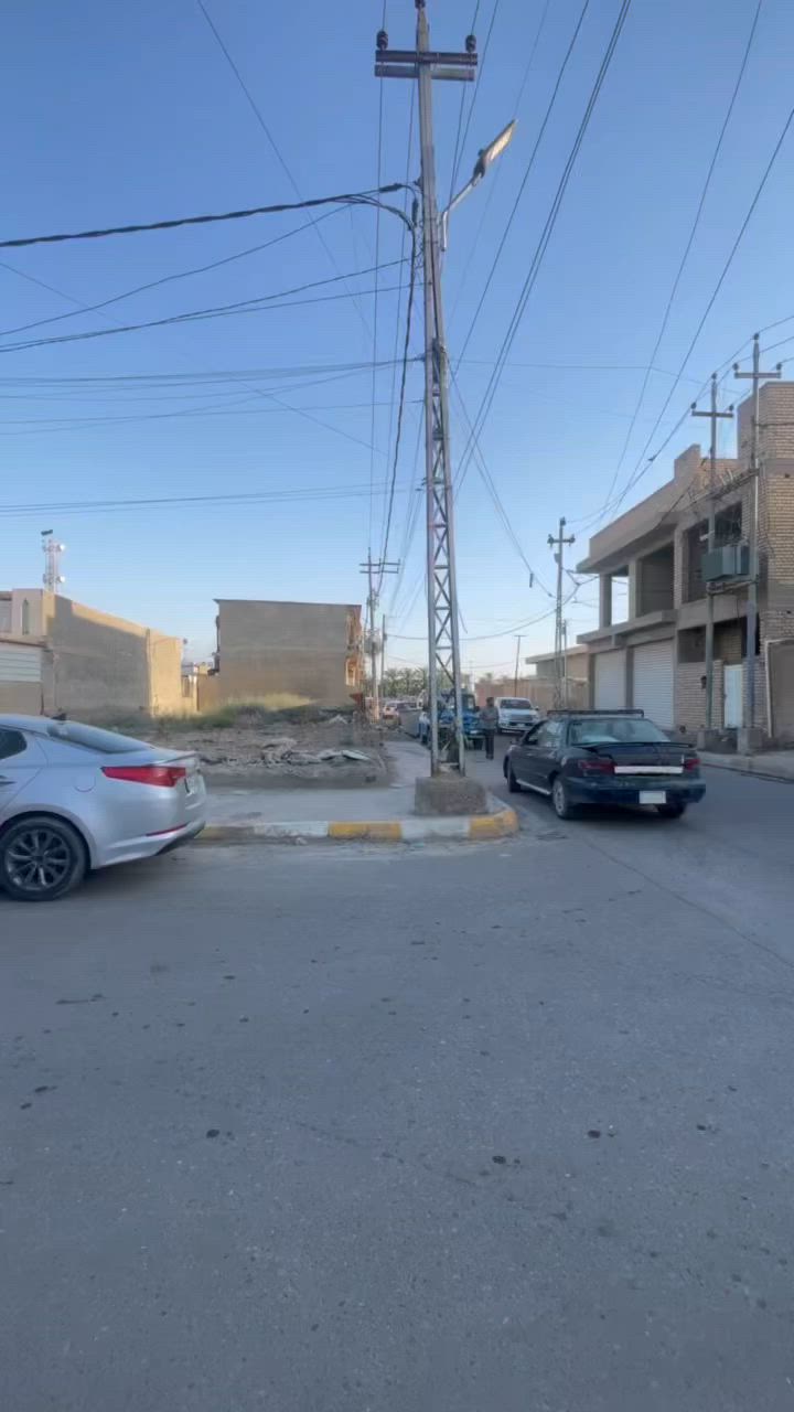 إعلان قطعة ارض طابو صرف للبيع المساحة ٣٠٠ متر واجهية ١٠ ونزال ٣٠ موقع ممتاز واسط قضاء الصويرة حي الاسرى خلف الصيدليات قرب اعدادية الصويرة للبنين تصلح للسكن او مجمع طبي للاستفسار يرجى التواصل على الرقم ***********
