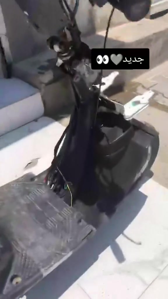 ياماها حربيه للبيع او مراوس ب ايراني اي عيب مابيها شغال نص هندر ربع ميحتاج غير بانزين ودهن دراجه حيل نضيفه تعبان عليها سعر 125 بي مجال بسيط شراي يجي خاص او يتصل رقم *********** وموشراي لا يتعبني مكاني كركوك فيلق
