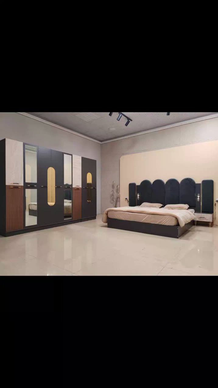 غرف نوم تركي 7قطع 
3انواع في الفيديو بتصميم ولون مختلف


**إذا كنت صاحب هذا الإعلان وتريد حذفه لأي سبب، رجاءا أرسل رسالة إلى الدعم الفني**
