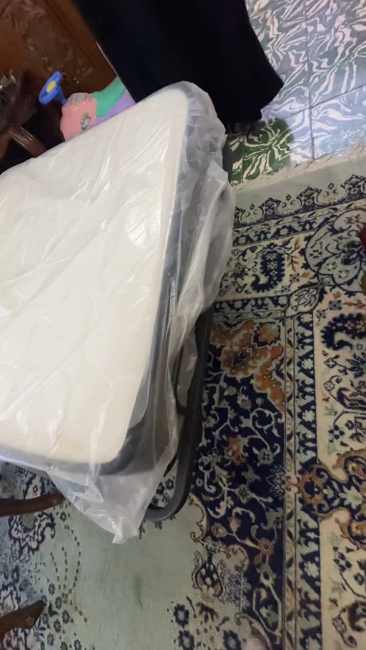 سرير نفر للبيع جديد غير مستعمل بل لايلون بي جروخ يندفع ويطبك كلش مفيد مكاني بغداد سعره ٢٠٠ اخذته ابيعه ١٥٠ وبيه مجال


**إذا كنت صاحب هذا الإعلان وتريد حذفه لأي سبب، رجاءا أرسل رسالة إلى الدعم الفني**