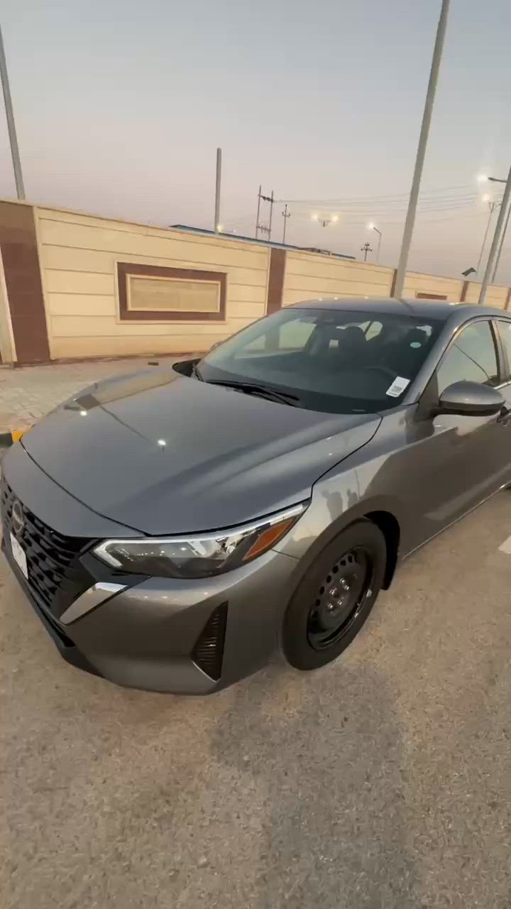 نيسان سنترا🔥 2024 🔥فئة SV 
وارد امريكي السياره مكفوله طخه بسيطه بالجنطه 
حرة تترقم جميع المحافظات ماعدا الشمال 
❤️ ابيع على الفحص وين يعجبك افحص ♥️
محرك 2000 /4 سلندر 
بصمه تشغيل 
رادارات جانبيه تحديد النقطه العمياء ⚠️
رادار خلفي ‼️
رادار امامي ❗️
اوتو بريك /توقف ذاتي عند الاقتراب 🚳
ستيرن حرف D
شاشه كبيره تدعم 📲Android Auto/car play
خرائط Gps📌
كامره خلفيه 📷
نظام ايكو وسبورت
فول تحكمات ستيرن 
تدفئه كشنات وستيرن 🌡️
كروز مثبت سرعه
ويل كب كروم 🛞
حساسات خلفيه 
حساس اطارت 
شاشة ظبط واعطال بل دشبول
منافذ USP/ 12V /Tip C Aux
واسط ناحية شيخ سعد 
لتواصل 
*********** باسم 
*********** صادق الحداد
