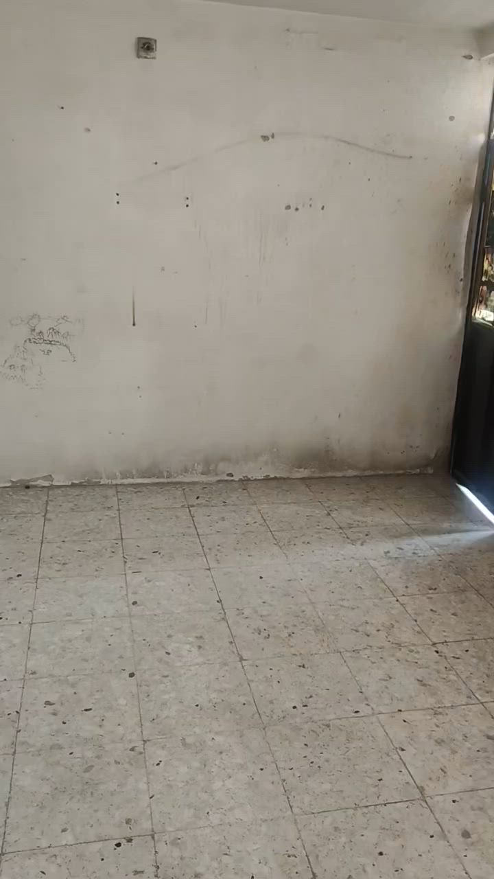 مكلف بالنشر شقة للايجار المكان الشعب شارع الصحة ***********
