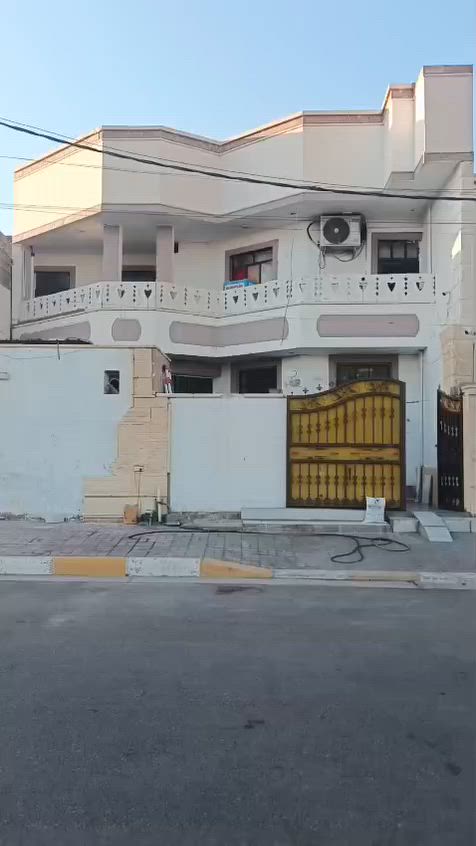📍بيت طابقين 🏠للبيع الرمادي التأميم قرب على الجسر القاسم
الشارع تبليط 10 متر وجه على الشارع 60

المساحة : 200 متر

طابو صرف 

{ طابقين } 

الطـابق الأول يتكون من 

.غرفة 2

.صالة 

.مطبخ 

.ديوانيه 

.صحيات داخل وخارج 

الطـابق الثاني 

.غرفة 3

.صالة 

. صحيات 

. وبلكونه بل وجه 

  متوفرة جميع الخدمات في المنطقة _ مدارس 🏫 _ اسواق  

السعر  175مليون وبي مجال 

للأستفسار 📞.        ***********
