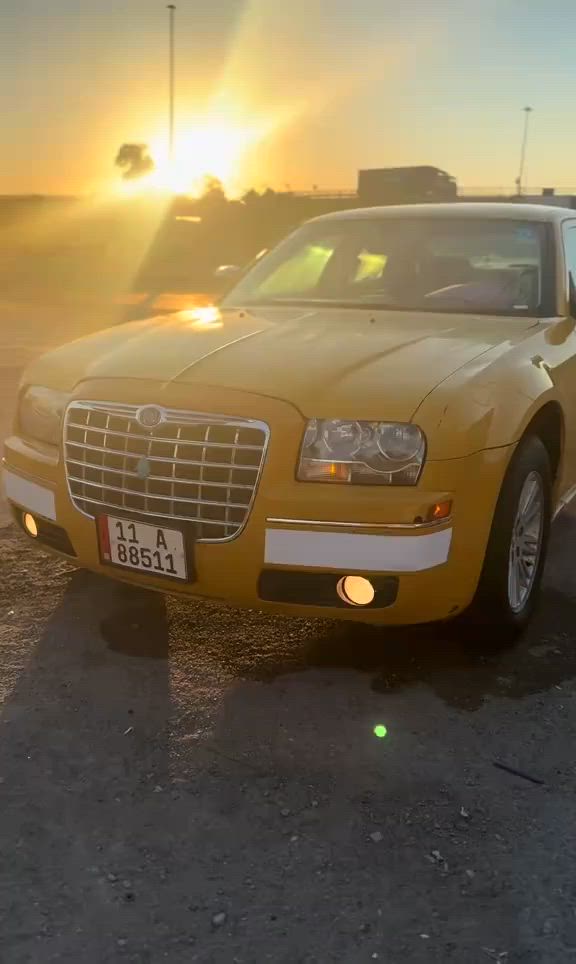 سلام عليكم شباب اوباما 2009اصل بسمي سيارة
سياره حادثها جاملغات خلفيه اثنين واحد باامريكا واحد بلعراق 
مكينه اكسل تايرات خير من الله السياره تشتغل عل خط 
مصفرة هيئه وغرامات تاخذ صافي 
سعر 110وبيها مجال للطيبين 
مكانها بغداد او العمارة 
***********
