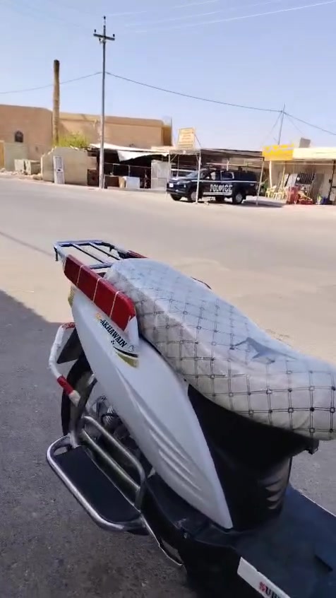 ماطور شحن هارلي نوع (الاخوين) للبيع او مراوس بأيراني 
ماطور جاهز من كلشي نظافه مثل ما موضح بالصور

كهربائيات كلها شغاله..... 

بطاريات عل فحص... 

مابي نقص كلشي شغال بي... 

ماطور مال جناي وقوي....

#السعر٤٢٥ وشراي يدلل...

الاستفسار على رقم ***********
