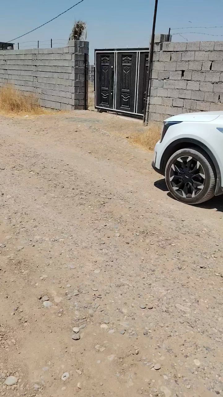 السلام عليكم دونم للبيع بل عيثات قريب على مدينه الالعاب بصف محطه الغاز مسيج واصله مي وكهرباء اتصل على رقم 
***********
