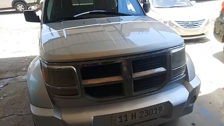 من رخصت الادمن للبيع اومراوس موديل ٢٠٠٨ سنويه لغاية ٢٠٣١ هزه جديده محرك كير مكفول وعالضمان بيها ضربه من الخلف فقط مصبوغه عام الباقي للجماليه عدا الضربه كهربائيات شغاله سنتر لك تبريد تدفئه شاشه تخم تاير سياره جاهزه المكان بغداد السعر ٧٠$ للاتصال ***********
