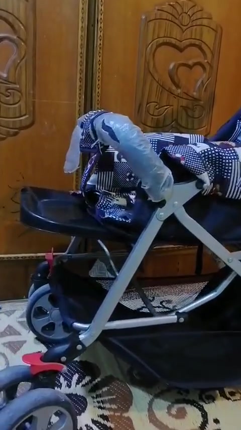 سلام عليكم ورحمه الله  

للبيع عربانه اطفال جديده ونظيف كلشي مابيهه استعمال سنه واحده 
وضمنياه بعد ب جيسه 

السعر 35 الف وبي مجال أن شاء الله  

العنوان بصره ابو الخصيب حمدان 
***********
