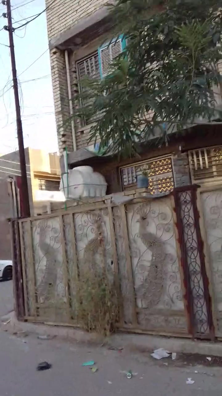 سلام عليكم 
بنأ حديث 2023
الامين الثانيه القلعه 
المساحه 100 متر مربع علا شارعين ركن
***********
