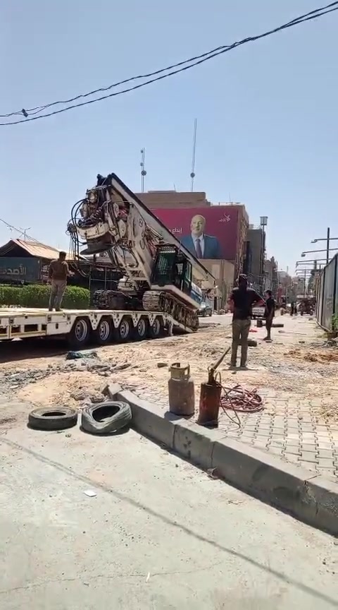 السلام عليكم لودر للبيع راس وعربانه مديل16فول مواصفات مكينه جديده بسمي رقم اربيل ٥٣ ح
***********
