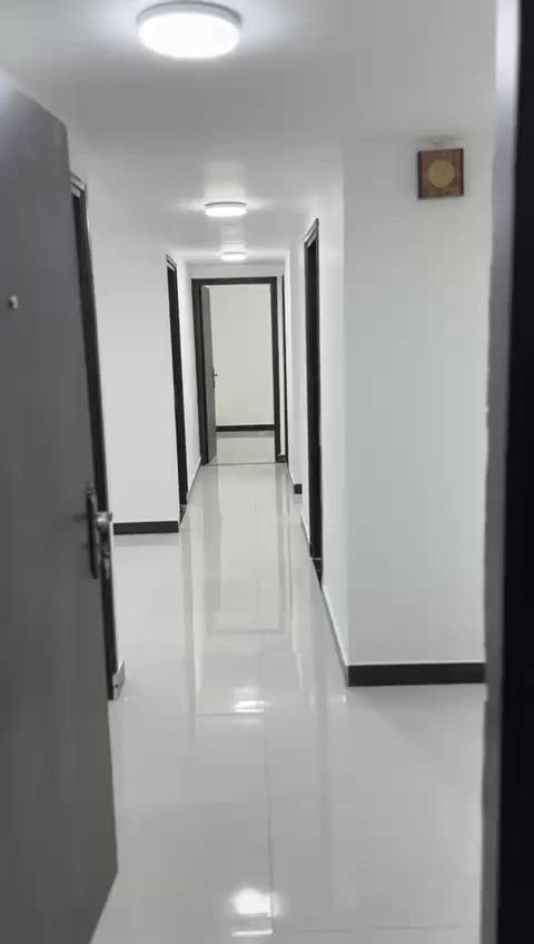 شقة للبيع في حي ساحة 501 غرفتين نوم محدثه بل كامل استفسار على واتساب *********** طابق ثاني
