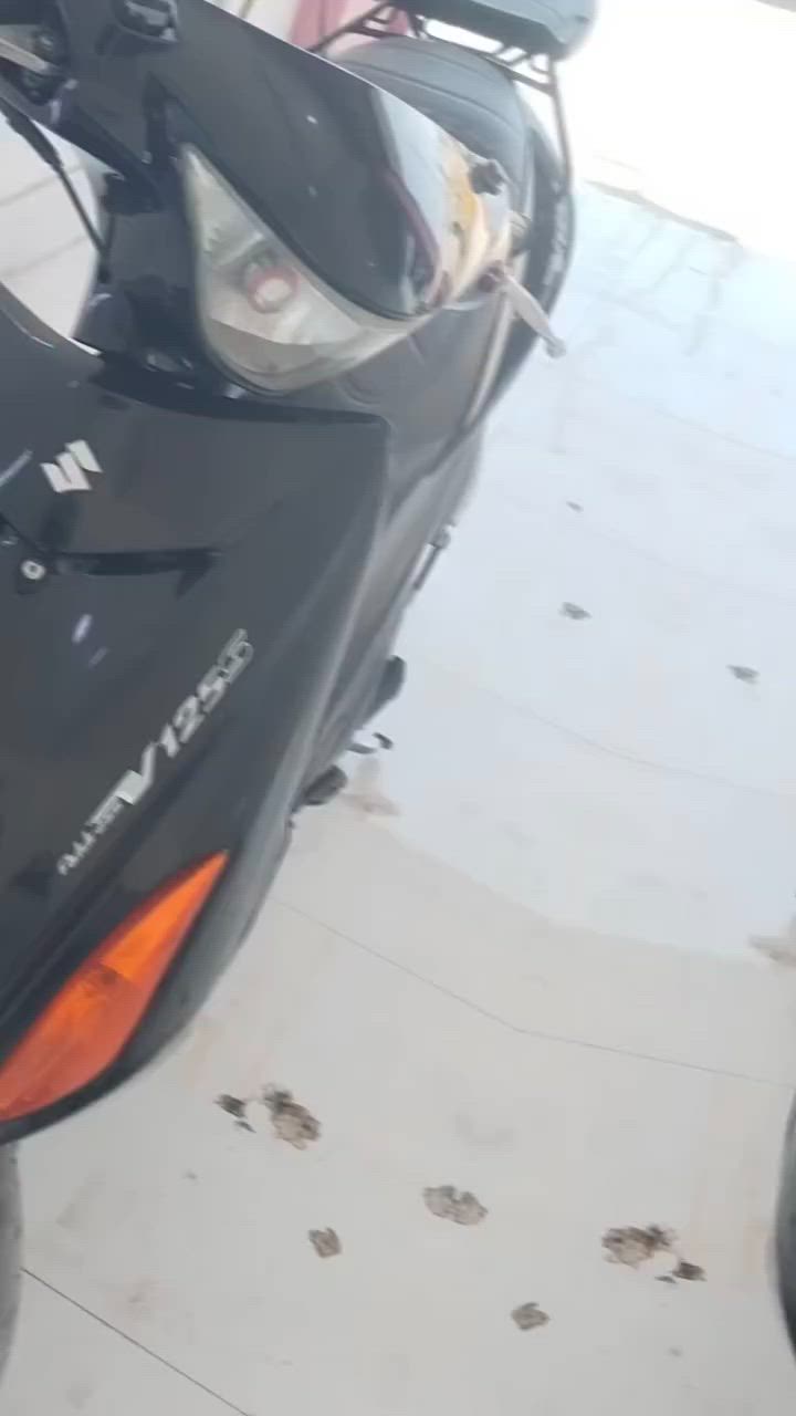 🔥 مو بس سيارات… لاااا! 🔥
CarZone يهتم بجمال كلشي عندك 😎
🚗✨ بولش سيارات بأعلى مستوى
🏍️✨ وحتى الدراجة مالك نرجعها تلمع مثل الجديدة
تعال وشوف الأناقة والجمال بعينك 👌
شغل نظيف ✨ ونتيجة تبيض الوجه 💯
📍 بإدارة: علي شاكر
📍 الموقع: #الخاجيه شارع بدره بجانب سونار محمد
📞 الاتصال: ***********
CarZone – لأن اللمعة تفرق 🔥
