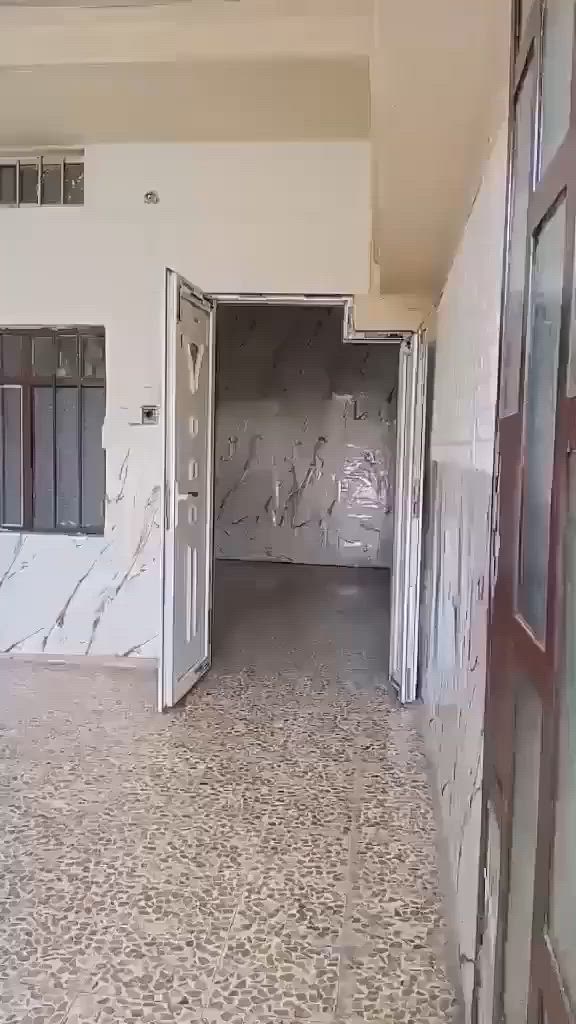 بيت مساحة 70 في حي الجزائر قرب اعدادية الكندي فرع مرتب فرع الحديقة
غرفتين وهول ومطبخ وصحيات اتجاه قبله واجهة 7 ونص
السعر 60 مليون


**إذا كنت صاحب هذا الإعلان وتريد حذفه لأي سبب، رجاءا أرسل رسالة إلى الدعم الفني**