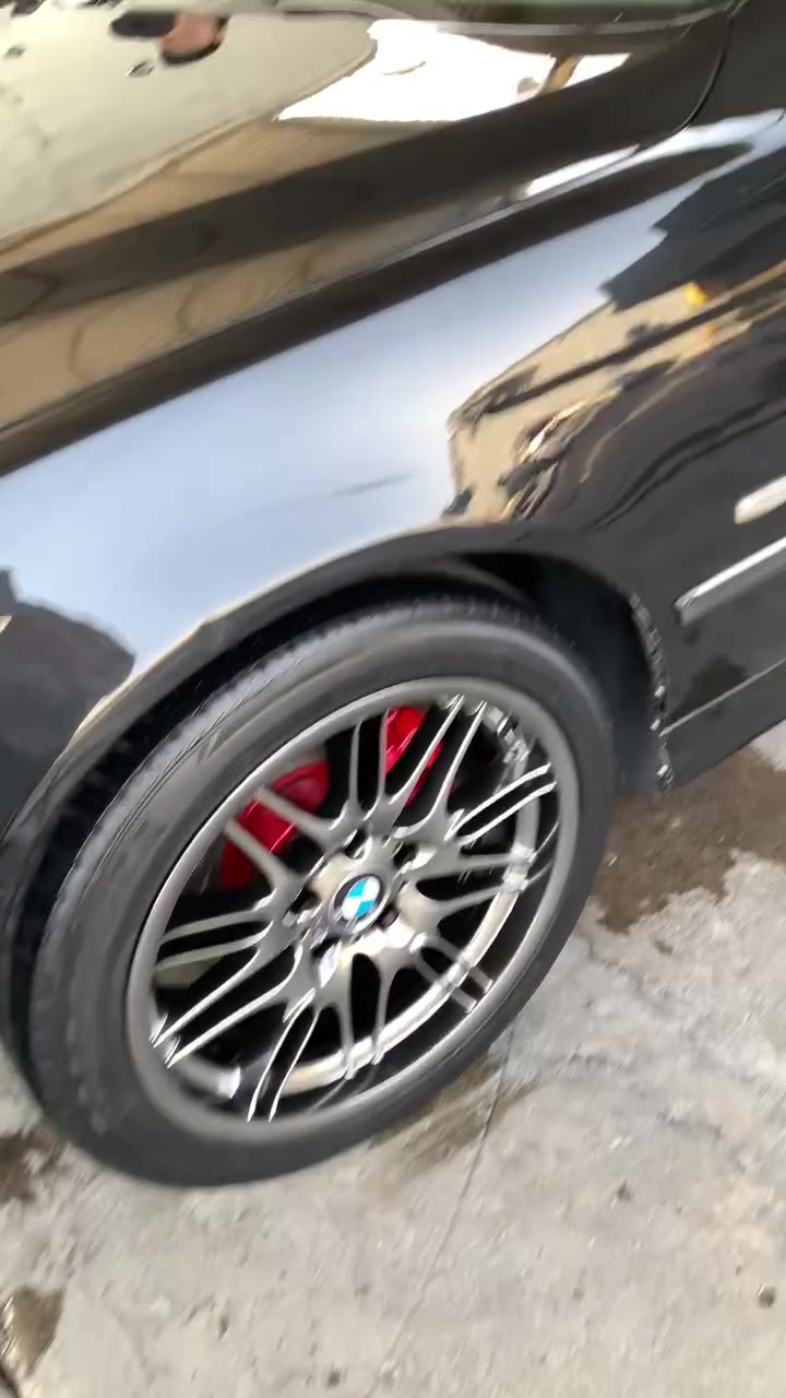 BMW سەقەڕ
مۆدیل2001
فول مواصفات 
مەكینە 528
لێدراوێكی پێشی لای سەكنی هەیە هەموو شتێكی بە شەرت
سعر85$
***********
***********
