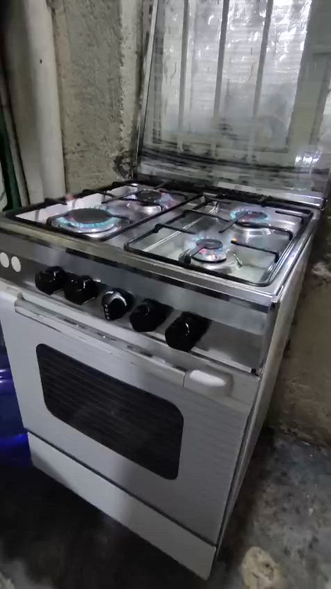 طباخ نضيف  عنوان بغداد جديدة ***********
