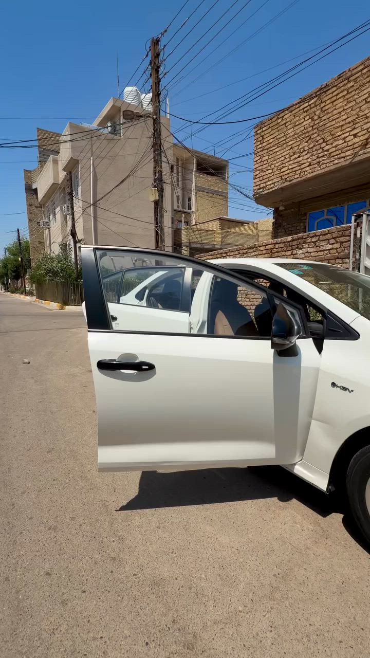 السلام عليكم للبيع
تويوتا كورلا هايبرد موديل 2024 شكل الخليجي فول مواصفات

بيها ملاحظات بسيطه كلش بالدعاميات يحتاجلها تكحيل فقط 
و الد الامامي يحتاج تبديل

ماشيه 48 الف كيلو

السيارة مكفولة من صبغ وتبديل وبارد

محرك 1800 هايبرد

مقاعد جلد بلادية

كرسي كهرباء

جام اوتوو

بجم لكزز ابو اللد 

تشغيل بصمة + دخول ذكي تحكم كامل ستيرن

دشبول ديجيتال

تبريد قطعتين (أمامي وخلفي)

كاميرا خلفية

منافذ USB أمامي وخلفي

ويل كاب قياس 16 إنش

لايت أمامي زينون + كشافات أمامية

فتحة سقف (سلايد روف)

رادار أمامي + تحديد مسار

مثبت سرعة + 3 أنظمة قيادة هاند بريك بصمة + نظام EVE Mode

‏Apple CarPlay شاشة آندرويد تدعم

إشارات على المرايا الجانبية 

السعر 148 ورقه وبيها مجال بسيط

مكاني بغداد 

للاستفسار ***********

للبيع فقط
