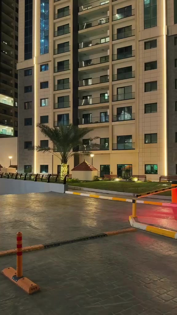 للبيع شقة مميزة في مجمع رويال سيتي

🏢 شقة بموقع ممتاز داخل مجمع رويال سيتي
📐 المساحة: 198 م²
🏙️ الطابق: 19
🏢 البناية: 4

✨ شقة واسعة بتصميم عملي وموقع مميز داخل المجمع، مناسبة للسكن أو الاستثمار.

💰 السعر مناسب جداً وللجادين فقط.

📩 للاستفسار ومعرفة السعر والتفاصيل، يرجى التواصل على الخاص أو الاتصال ***********
