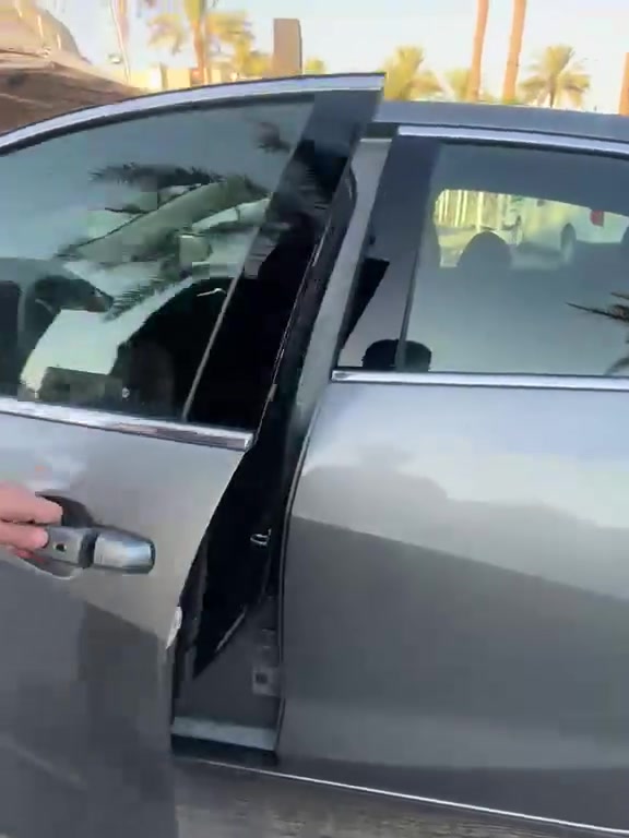 سلام عليكم
للبيع 
ماليبو LT
موديل ٢٠٢٤
حادث جاملغ و ربع البنيد 
مواصفات LT معروفه
كشن كهرباء تدفئه تبريد 
تبريد قطعتين 
ماشيه ١٠٠ و كسر كيلو 
السعر ١١٥ وبيها مجال 
عنوان سيارة بغداد المنصور 
***********
