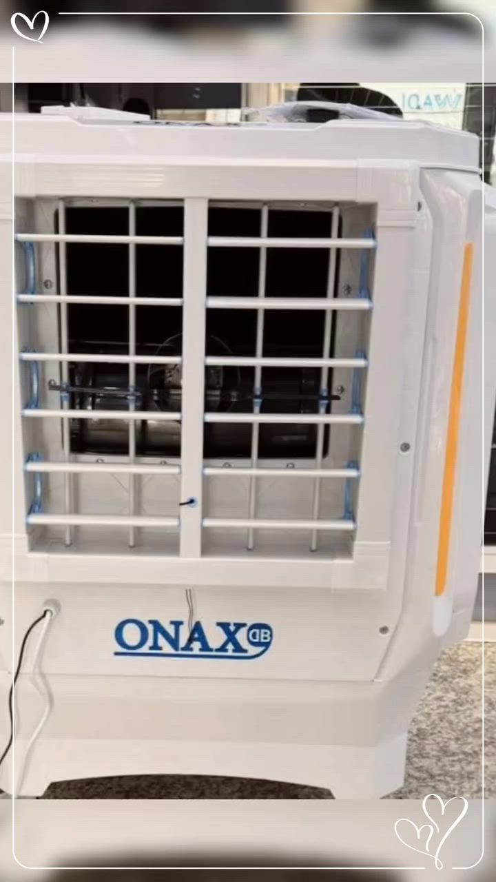 مبردة اونكس ONAX قياس 3.5 توفرت 🥹
هذا الحجم يغطيلك كل البيت من مساحة وتبريد ثلجججج
تحكم شاشة 200 سرعة 
موجه هواء امامي 
معرض عبدالله الريس 
بلدروز قرب جامع بلدروز الكبير بالسوك القديم 
*********** 
***********
