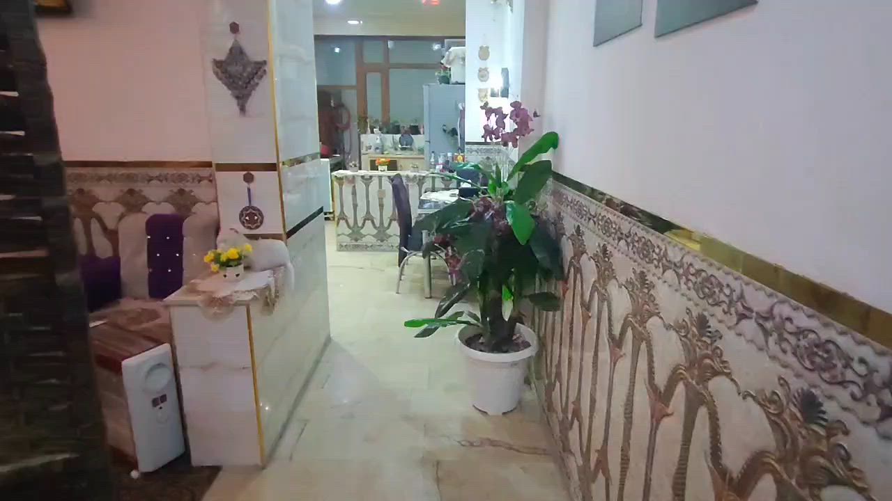 دار للبيع (طابو صرف) (الدورين سوق الازرملي) بداية شارع شيخ معروف
 المساحة 54 متر واجهه 5 نزال 11 
بناء جديد سنة 2021 ثلاث طوابق درجه اولى 
الارضي والطابق الاول دنك صب 
الارضية الاول مرمر والطابق الثاني والثالث بورسلين 
 يتكون الارضي استقبال + مطبخ + مجمع صحيات + منور
الطابق الاول غرف عدد 2 + مجمع صحيات + مطبخ بالبالكونه 
الطابق الثاني غرف عدد 2 فقط 
بيتونه + سطحين 
يعني المجموع 4 غرف نوم
(نقص فقط الواجه + محجر درج)
 فرصة جيدة للاستثمار يؤجر ب 600 الف
السعر / 155 مليون وبي مجال بسيط
للاستفسار على الارقام
***********
***********