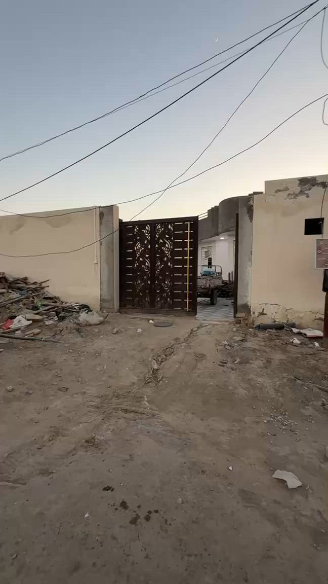 🔴 بيت للبيع مساحة 450 م شارع ام البنين ع
✅ ثاني بيت عن الشارع العام السايدين 
✅ كافة الخدمات ماء كهرباء مجاري عرض شارع 17 م
✅ تفاصيل اكثر داخل الفيديو
🔴 ناصرية_ الصخيين _ بعد الجسر _ شارع ام البنين ع  
***********
***********
