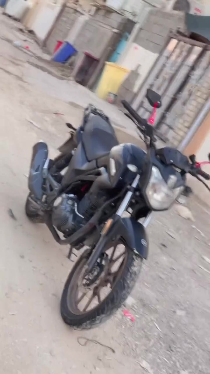 سلام عليكم ار كي موديل 24 سكنر يعني بس مكاتبه و اكفله سرقه و عشاير  دراجه ما عوزه اي شي نكره سلف و هندر ايضاً شغال  دراجه ما عوزه اي شي ماعده استان تعليك 

عارضه ب 1250 و بيه مجال حك جيه 
الاستفسار ***********
