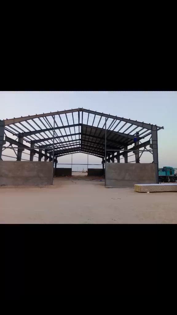 استكشف عالم القوة والابتكار مع شركة الحدادللهياكل الحديدية!
لصناعةونجات الحمولة والكرفانات الجاهزة والجملونات اسعارنا مغرية 
هل تبحث عن حلول هيكلية موثوقة ومتميزة؟ تعتبر شركتنا للهياكل الحديدية الشركة الرائدة في مجال تصميم وتصنيع الهياكل الحديدية عالية الجودة. نحن نقدم لكم حلولًا مخصصة تلبي احتياجاتكم الفريدة وتفوق توقعاتكم.

ما يميزنا هو التزامنا القوي بالجودة والكفاءة. نحن نقدم منتجات متينة ومتطورة ذات جودة عالية تتميز بالمتانة والمرونة. سواء كنت تبحث عن هياكل حديدية للمباني السكنية أو المشاريع التجارية أو المنشآت الصناعية، يمكننا أن نلبي احتياجاتك.

فريقنا المؤهل والمتخصص يستخدم أحدث التقنيات والبرامج لتصميم وتصنيع الهياكل الحديدية. نحن نضمن تنفيذ المشاريع في الوقت المحدد وبأعلى مستويات الدقة والاتقان. نحن نعمل جنبًا إلى جنب مع عملائنا لضمان رضاهم التام وتحقيق رؤيتهم.

توفر شركاتنا الكرفانات الجاهزة وحسب اختياركم   مجموعة واسعة من الخدمات، بما في ذلك التصميم الهندسي، وتصنيع الهياكل المعدنية وونجات الحمولة وكافة الااعمال، وتركيبها. نحن ملتزمون بتقديم حلول شاملة تلبي احتياجاتكم من البداية وحتى النهاية.

انضم إلى قائمة عملائنا المرموقة واستفد من خبرتنا وخدماتنا الممتازة. اتصل بنا اليوم لمناقشة مشروعك والحصول على استشارة مجانية. دعنا نساعدك في تحويل رؤيتك إلى واقع!
تواصلو معنا علا الاارقام التالية ***********/***********----ابو موسى الحداد 
العنوان بغداد قرب جسر الحسينية علا طريق كركوك
