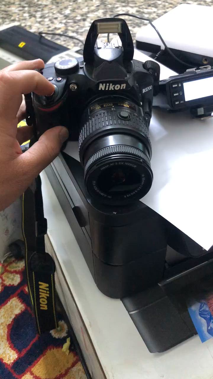 نيكون 3200D  نضيفة مثل ماواضح بالصور  مع جنطة وشاحنه و تريكر للبيع مكاني بغداد /  (قيم بما يرضي الله )


**إذا كنت صاحب هذا الإعلان وتريد حذفه لأي سبب، رجاءا أرسل رسالة إلى الدعم الفني**