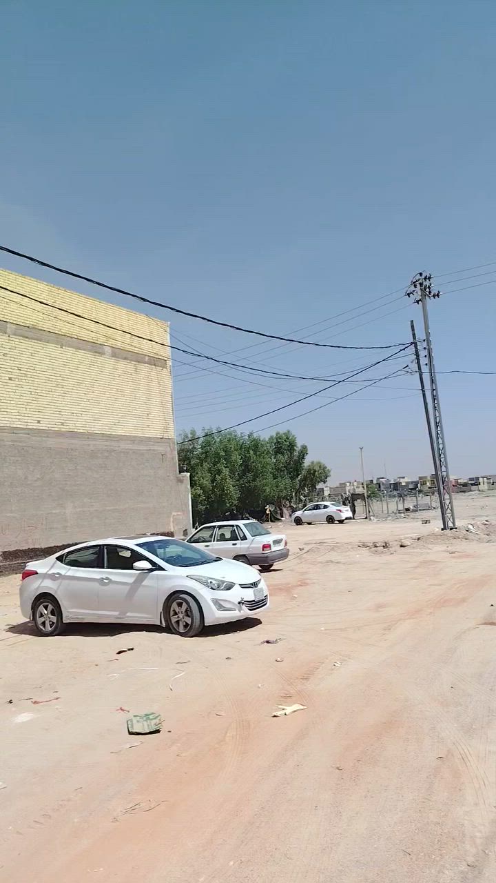 بيوت للبيع العدد ٤ كول بيت ٥٠ متر طابقين النجف حي النداء منطقت ٥٣ قرب شارع كربله سعر مناسب *********** ويرهم مراوس بيت أو عرصه ماكو أشكال
