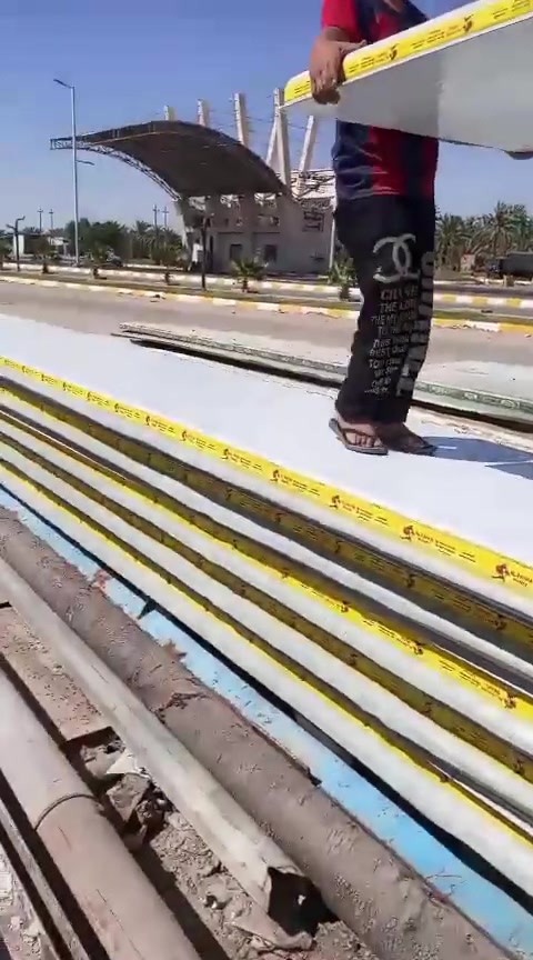 السلام عليكم ورحمه الله
رجع توفر من جديد كميه سندويج بنل مستخدم اخو الجديد
المكان هيت المشتل الثاني كبال المدخل (سكله ابو سعد المرسومي )
لاستفسار لاتصال ع الرقم ***********
