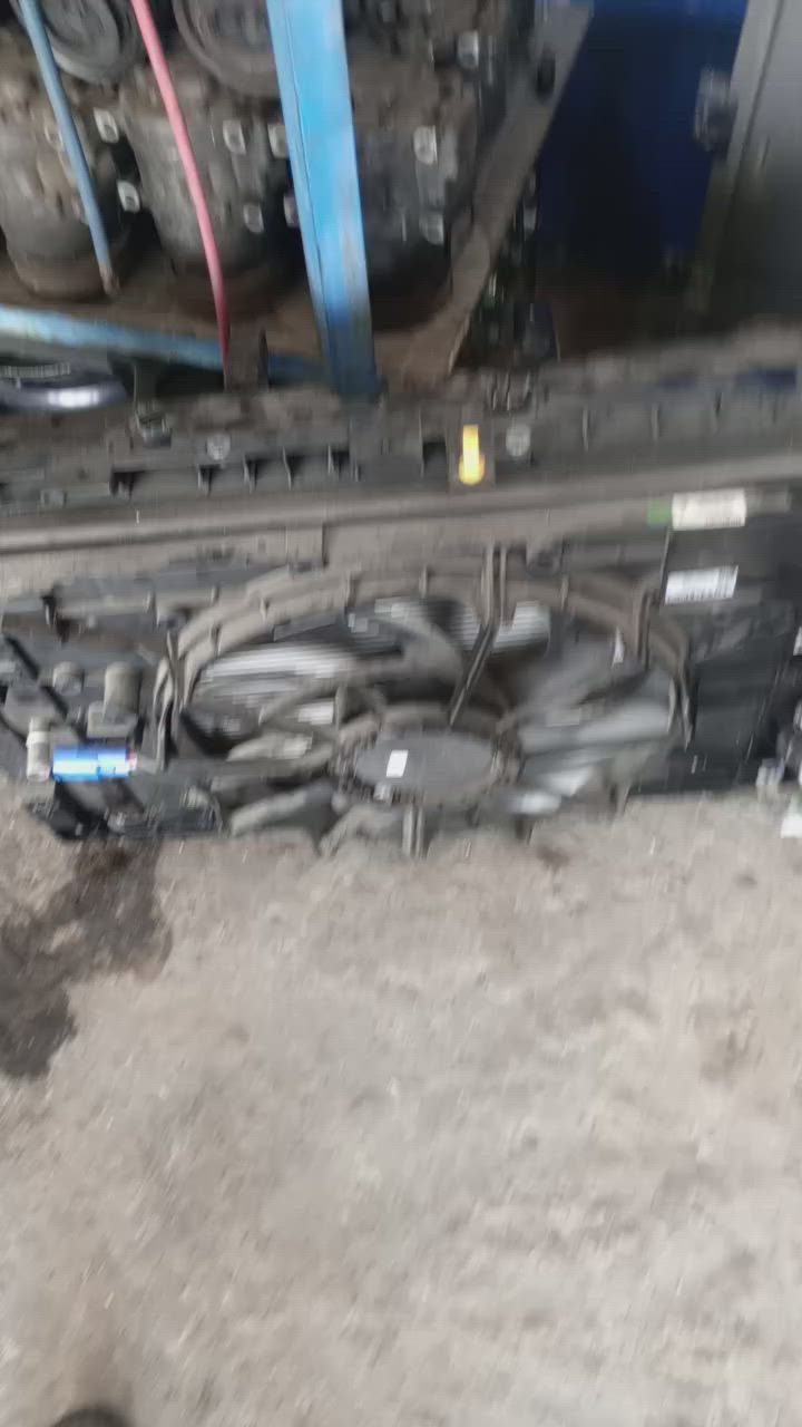 عنوان بغداد حي العامل خلف الصناعه مقابل صوره الامام علي عليه السلام الشراي يتصل ***********
