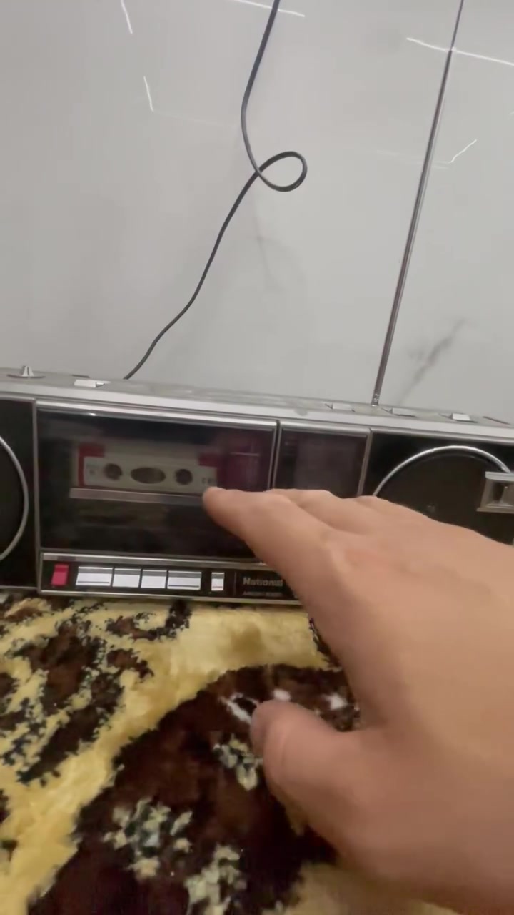 للبيع سعر 85  هاتف  ***********
