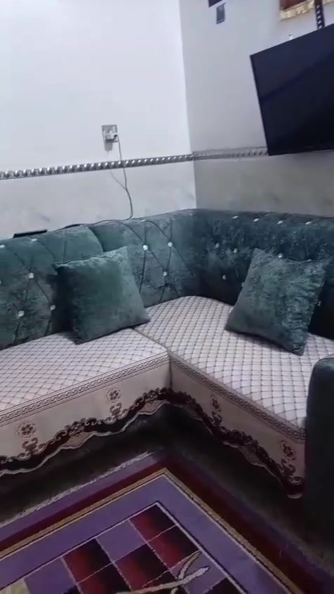 سلام عليكم ديوان للبيع تزكام وليس سوقي جديد وشغله مضبوط سعر خاص للستفسار ***********
