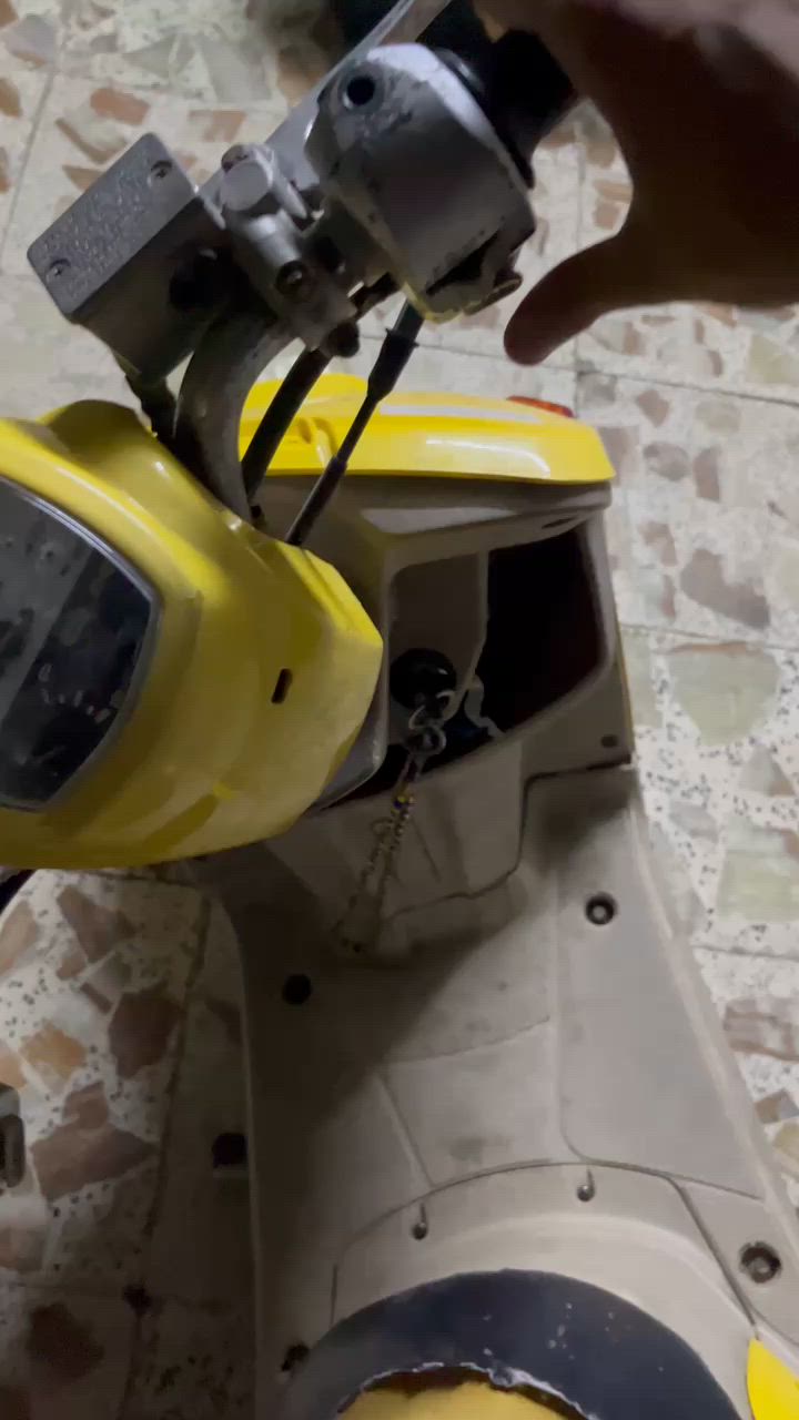 السلام عليكم
دراجه بوليس نضيفه ومابيها اي نقص والمكينه اني اكفلها الك وتجي وتوديها ل اي مصلح عنواني الحريه الجمعيات ***********
